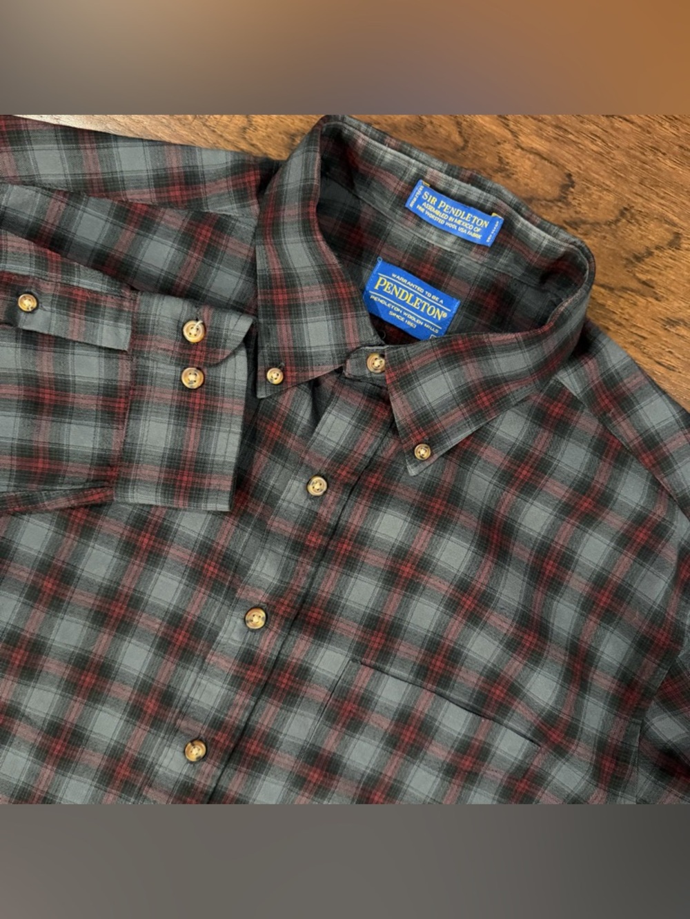 Pendleton Sir Pendleton Men’s Worsted Wool Plaid Button Up Shirt Large Gray/Red